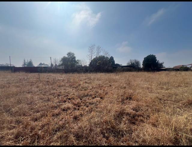 1,246M² VACANT LAND FOR SALE IN KOOKRUS
